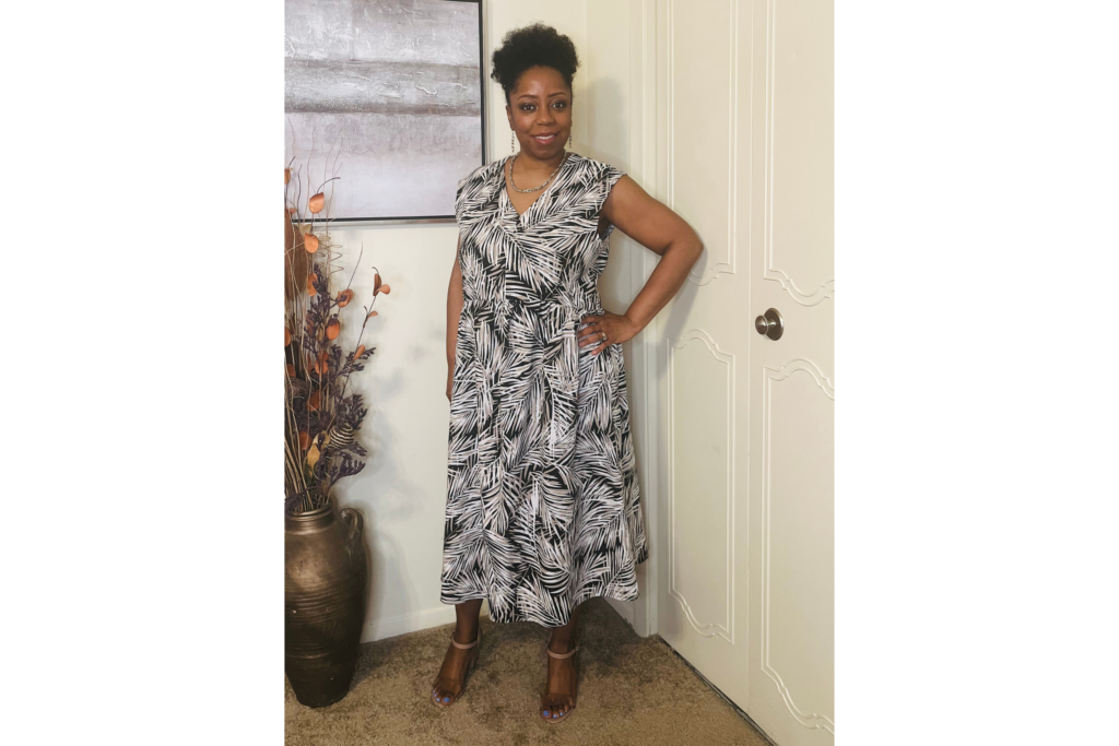 My Mother’s Day Linen Dress – McCall’s 8281 - Martika J Makes